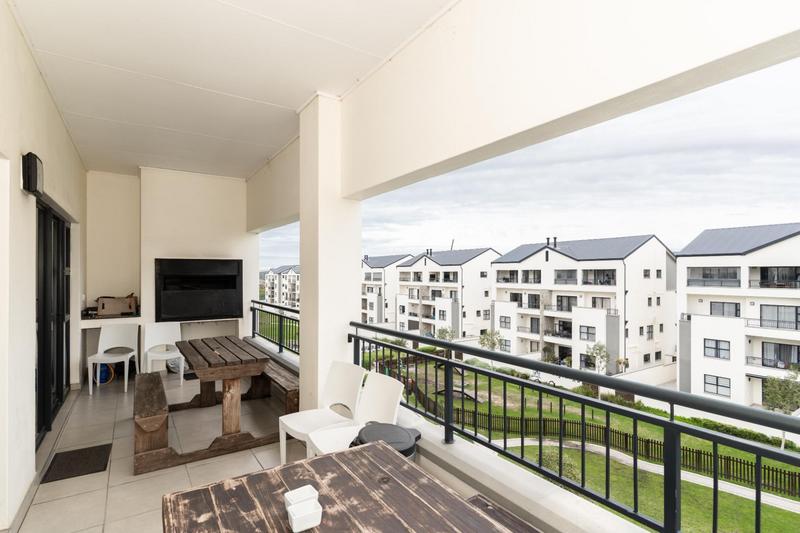 2 Bedroom Property for Sale in The Huntsman Western Cape